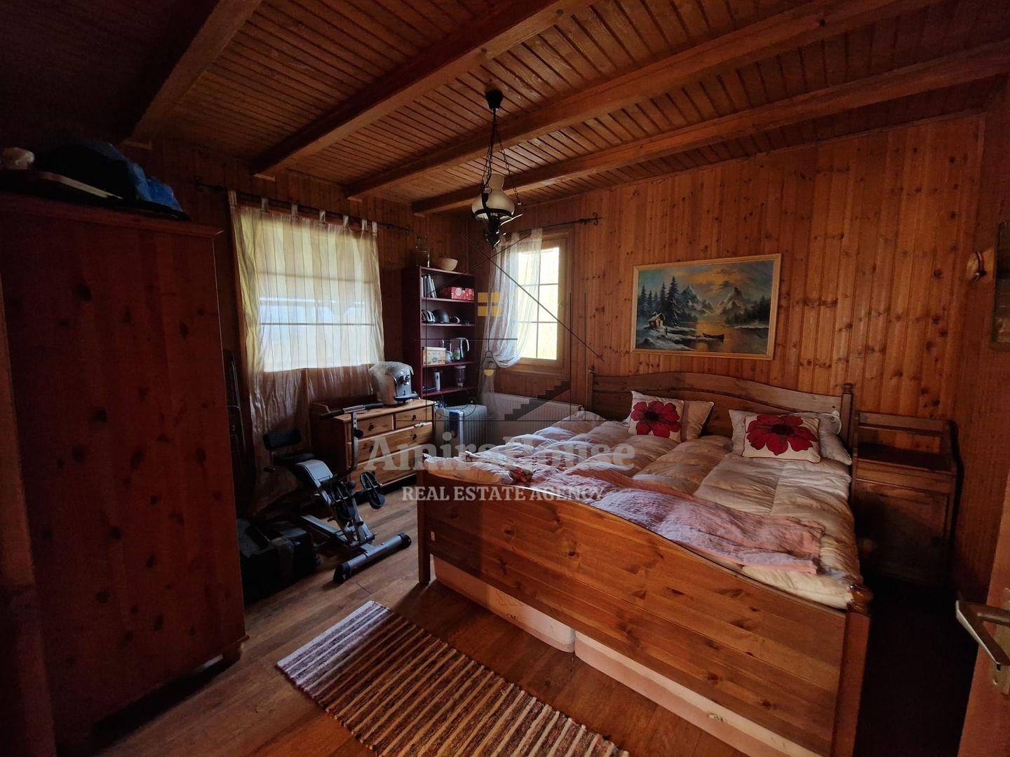 Casa din lemn D+P+M de 400 mp utili si teren 3.000 mp zona Faget - Poză 17