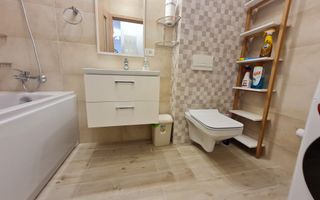 Lux la 5 minute de Iulius Town - Poză 8