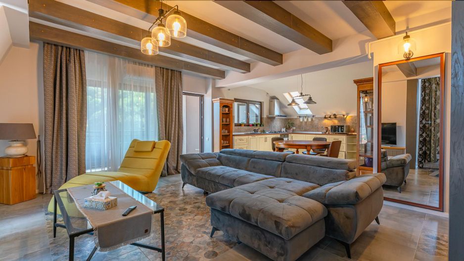 Mobilat și utilat modern, cu două locuri de parcare subterane - Poză 1