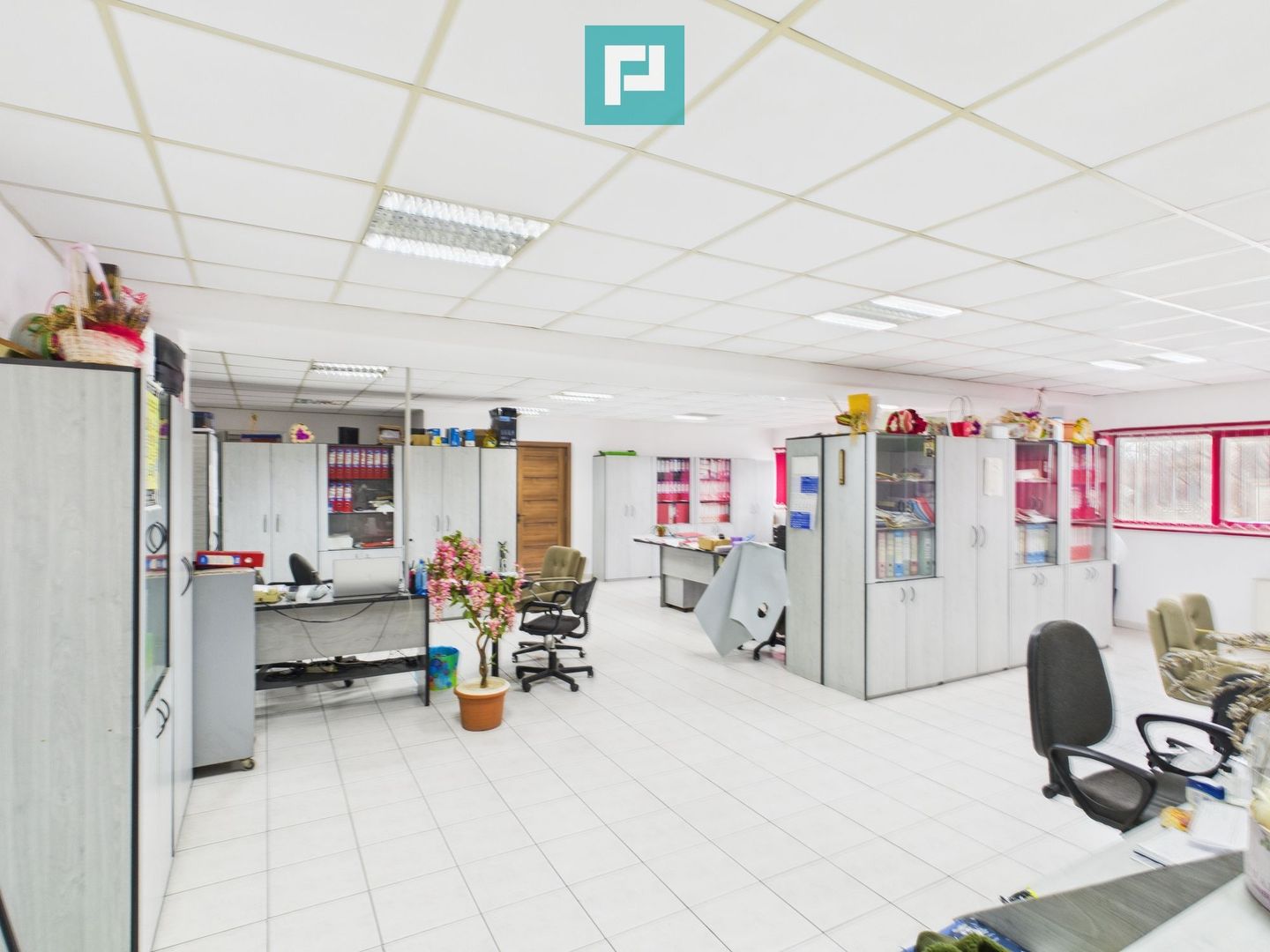 Hală de producție, cu birouri și teren, în Sebiș - Poză 31