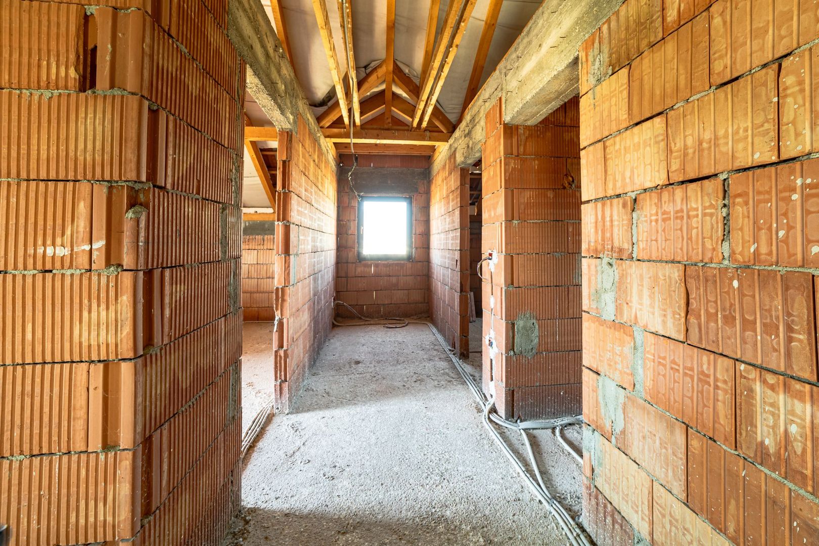 Vandut Vilă la cost de construcție în Fântânele - Poză 8