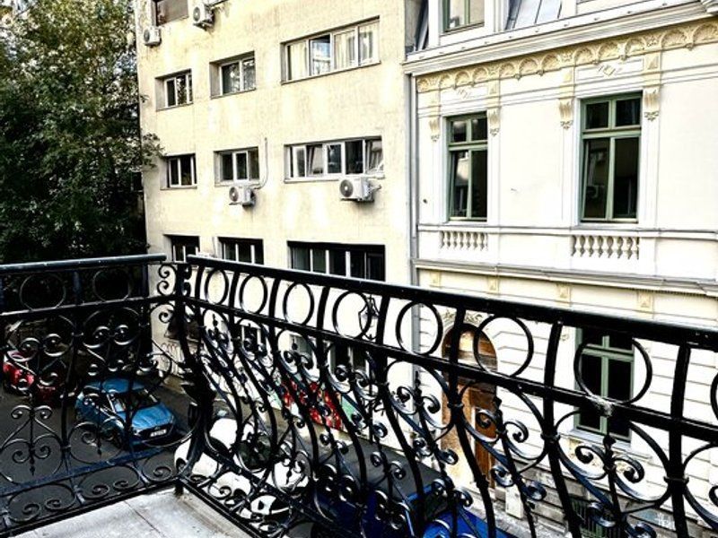 Magheru: 5 camere cu băi proprii – business regim hotelier care deja produce. - Poză 9