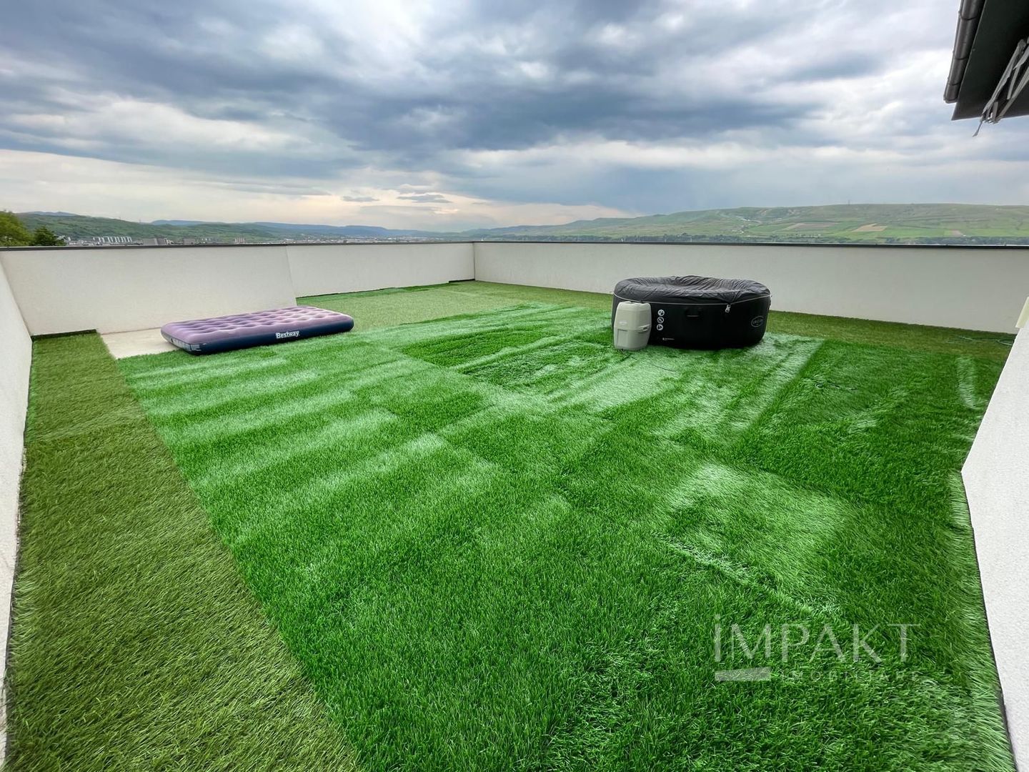 Penthouse Exclusivist cu 2 Terase Panoramice și Jacuzzi - Poză 17