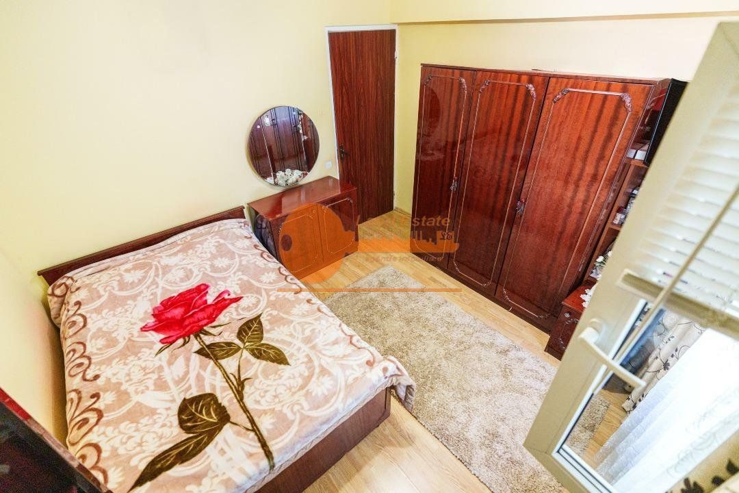 4 camere la 300m de Metrou Crangasi - Poză 7