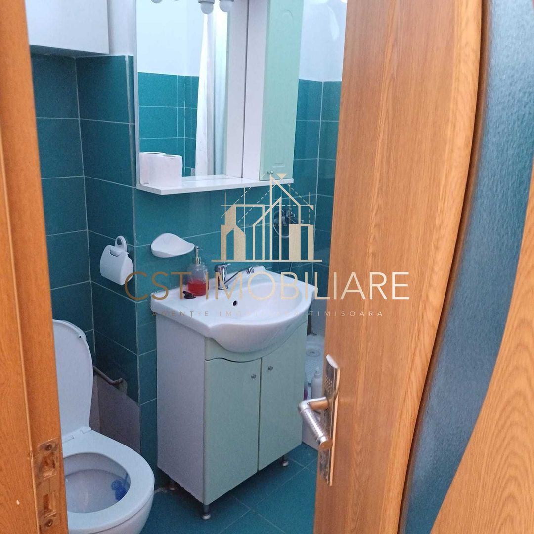 Lipovei - 3 camere - Decomandat -Centrala Proprie - Poză 3