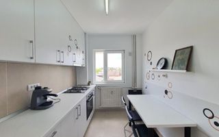 Apartament luminos cu doua camere decomandat, Turda - Poză 8