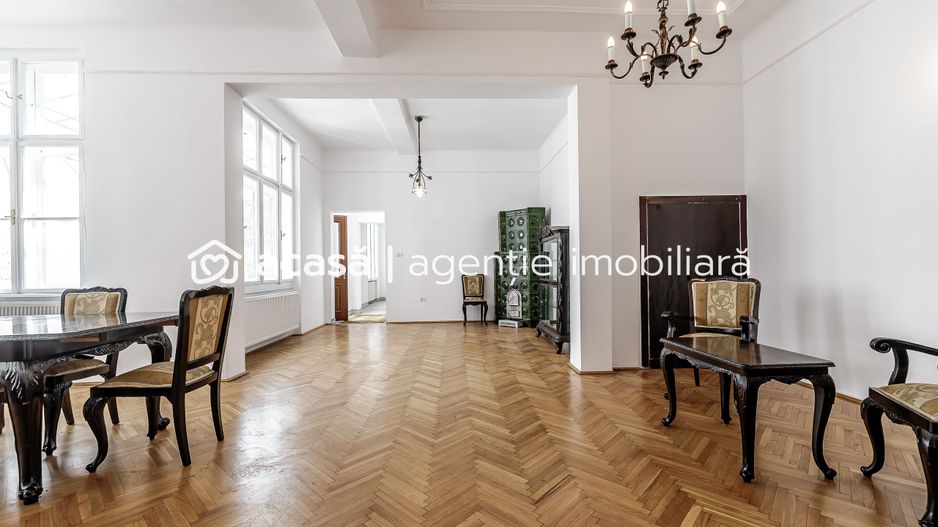 ÎNCHIRIAT Oportunitate Unică pentru Afacerea Ta în Centrul Orașului! - Poză 1