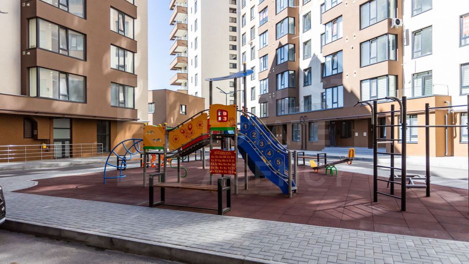 Vânzare apartament, 2 camere, str. Buiucani, Dumbrava. - Poză 3