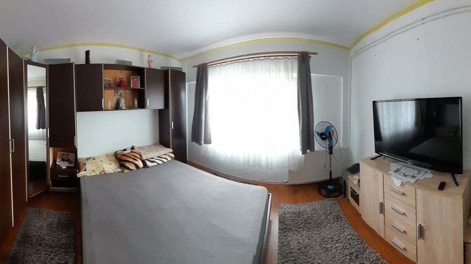 Apartament 3 camere - Poză 2