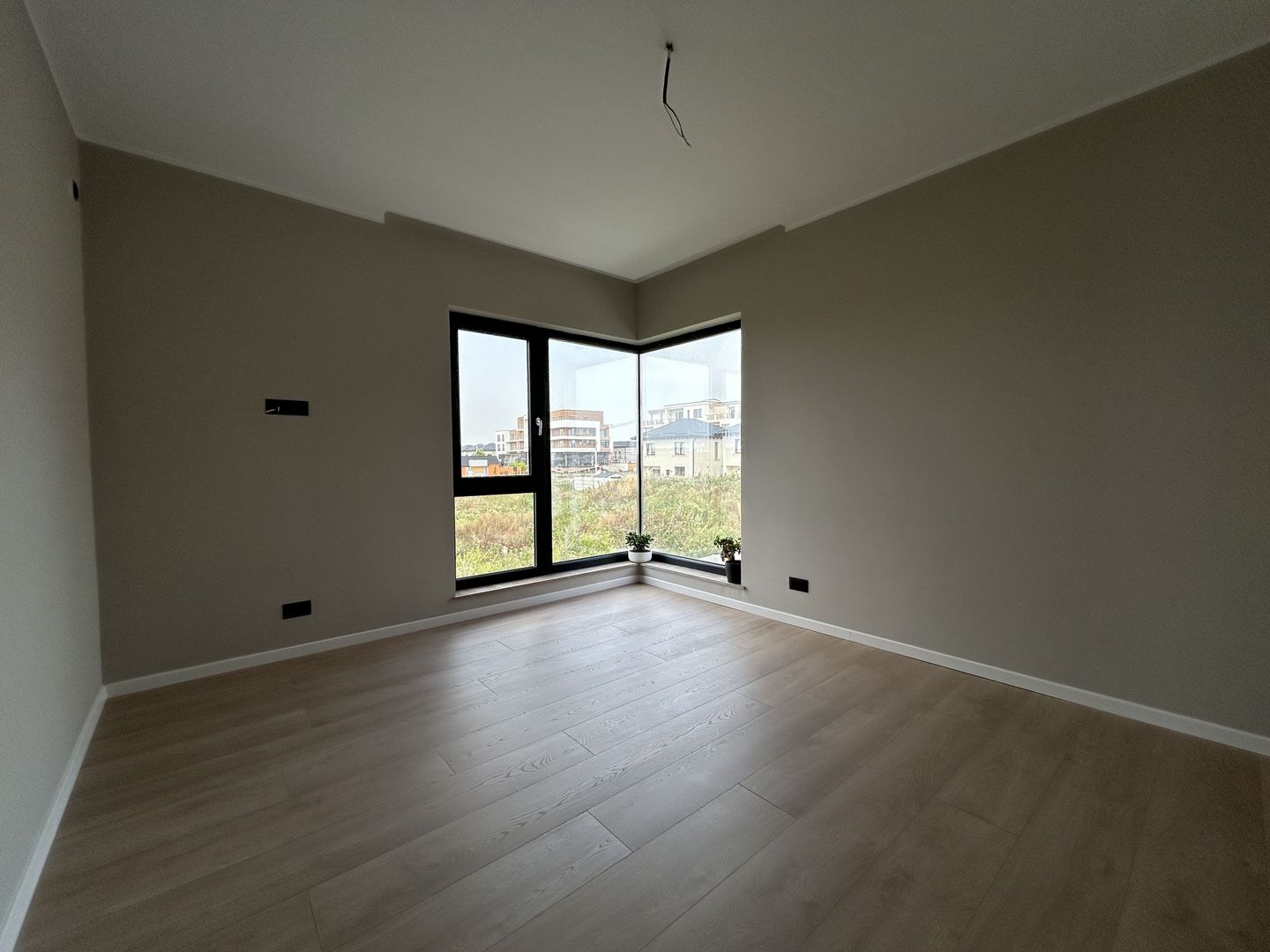 VILA INDIVIDUALA | TUNARI | MUTARE IMEDIATA - Poză 14