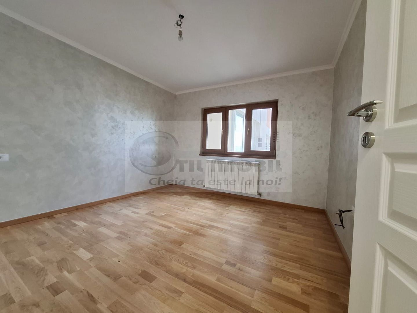 Liber, apartament 2 camere, 53 mp, Nicolina - Belvedere, baie cu geam - Poză 6