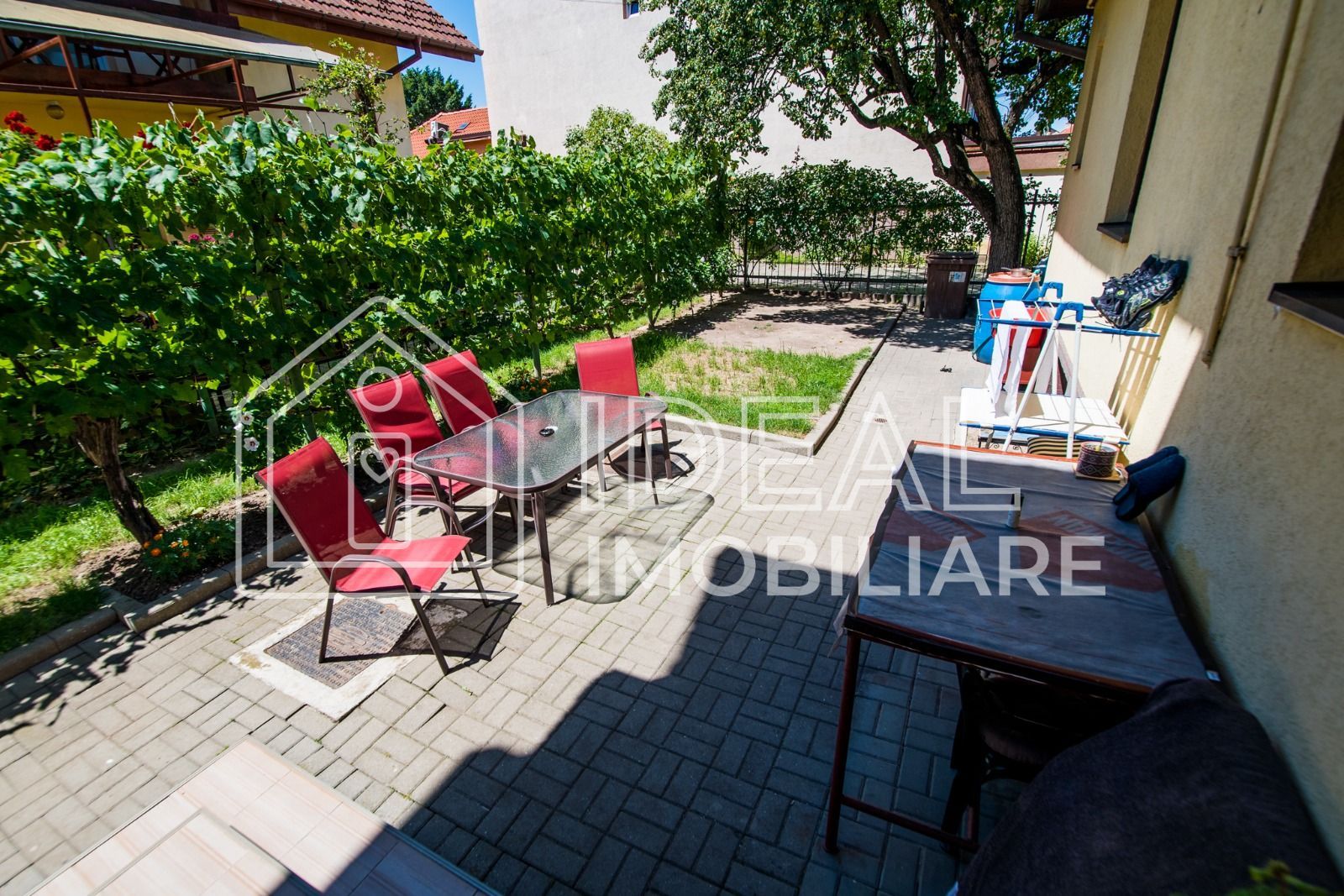 Casa Individuala cu 8 camere si 430 mp de curte, zona Calea Poplacii - Poză 32