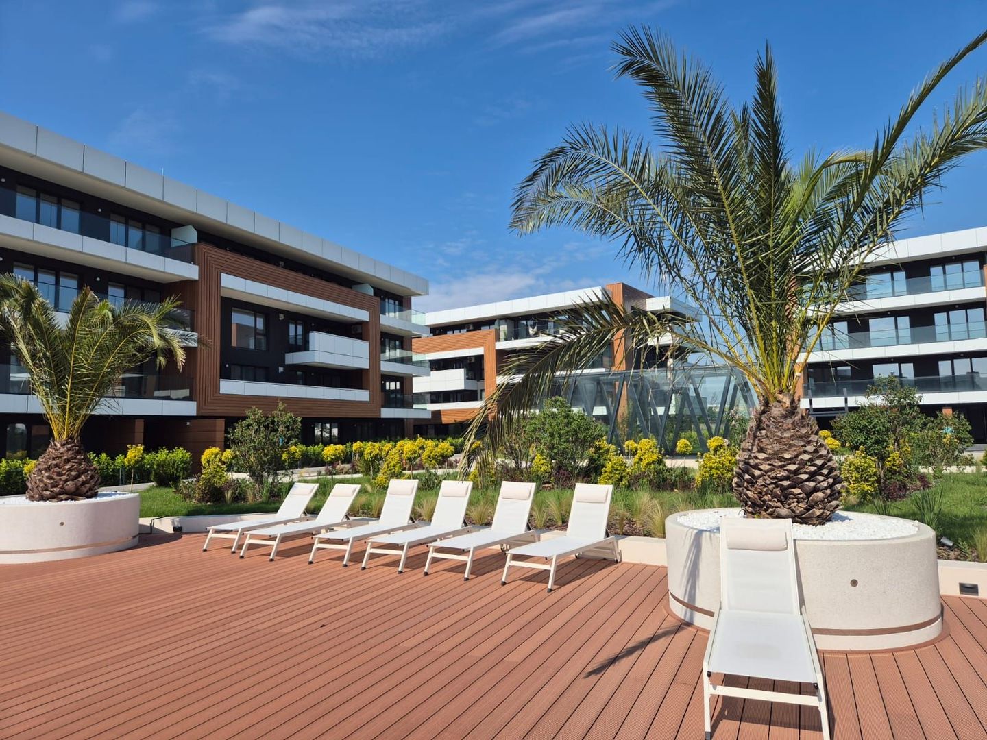 APARTAMENT 4 CAMERE_  ASTORIUM GARDEN _ COMPLEX CU PISCINA! - Poză 2