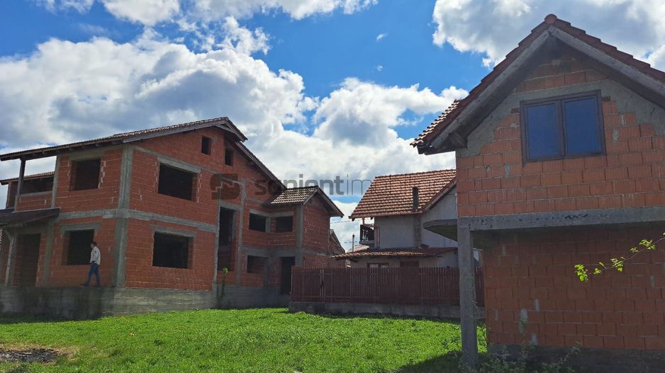 CASA IN SANMARTIN - Poză 3