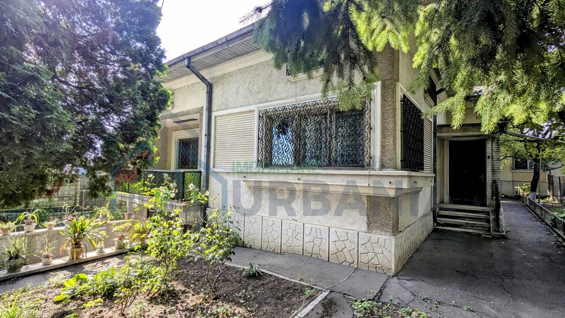 Vilă în zona Copou, aproape de Copou Bellevue, Iași – 4 camere, 400 mp teren - Poză 1
