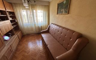Apartament 3 camere, etaj 3 - zona Cetate - Poză 2