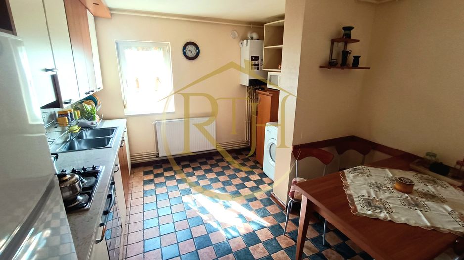 Se inchiriaza apartament cu 3 camere spatios si luminos – zona Olimpia - Poză 13