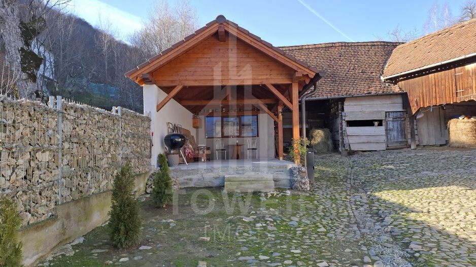 Casa renovata in Fantanele - Poză 5