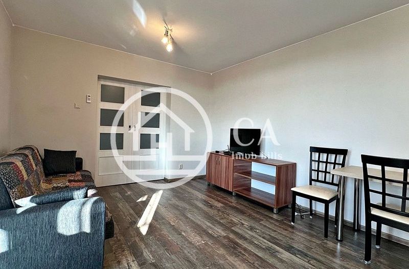Apartament de închiriat cu 2 camere în zona Rogerius, Oradea - Poză 4