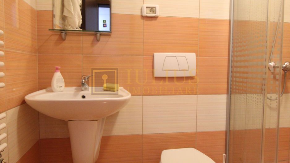 Zona Nord, 2 camere, centrala proprie - Poză 4