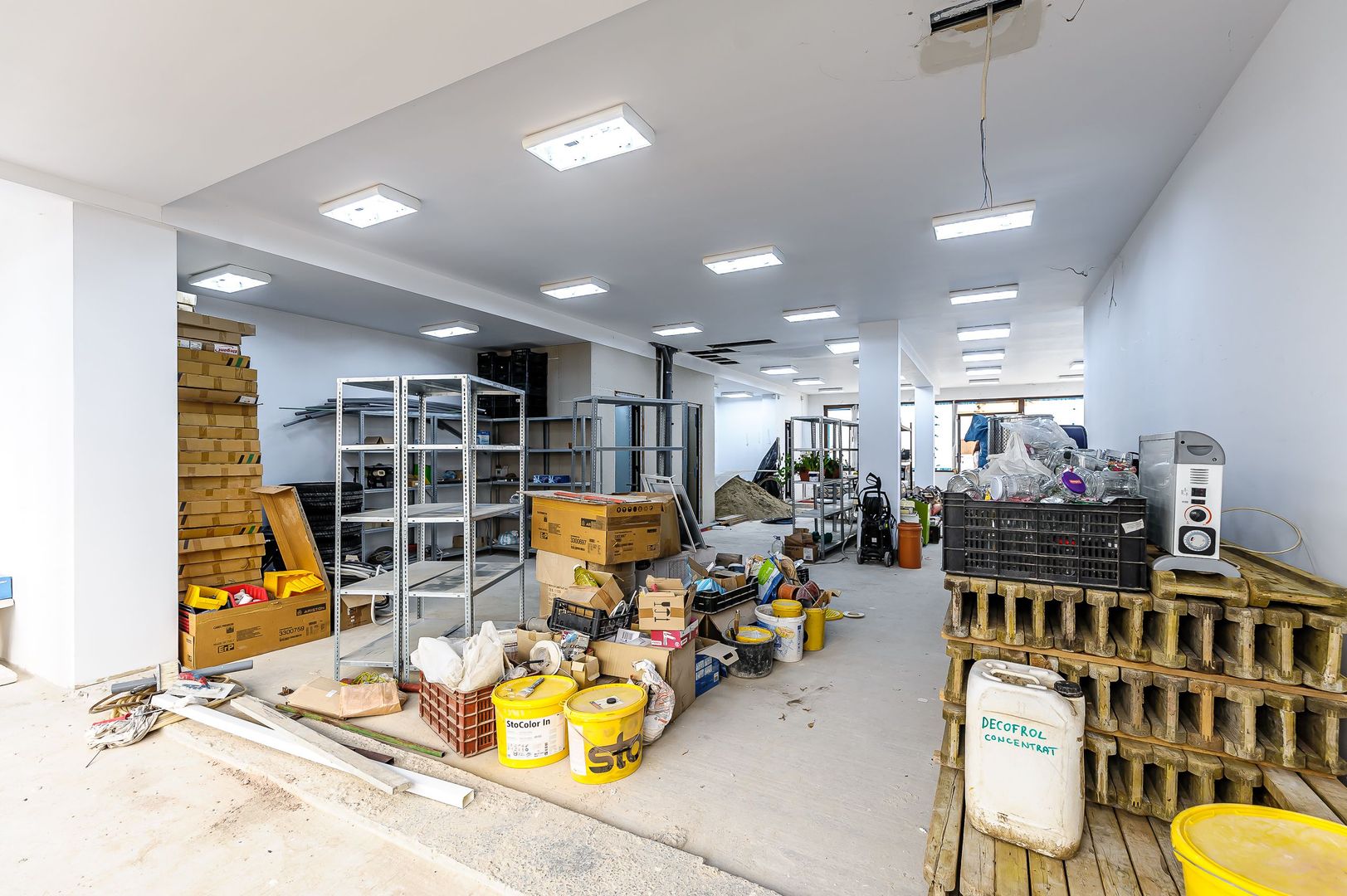 Spațiu comercial în bloc nou Pârneava - Poză 4