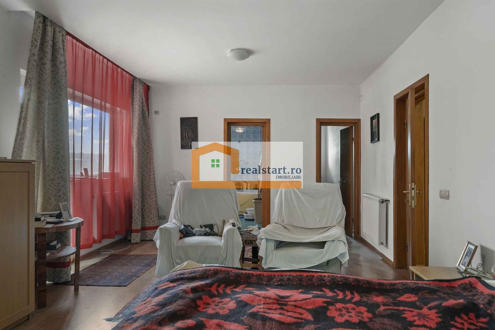 Vila 14 camere, individuala cu teren 590mp, curent trifazic, ALA, Metrou, - Poză 23