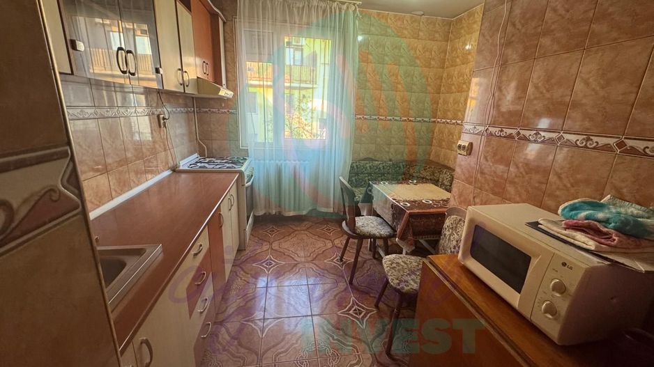 3 camere | Metrou 1 Decembrie 3 min | Bloc anvelopat - Poză 6