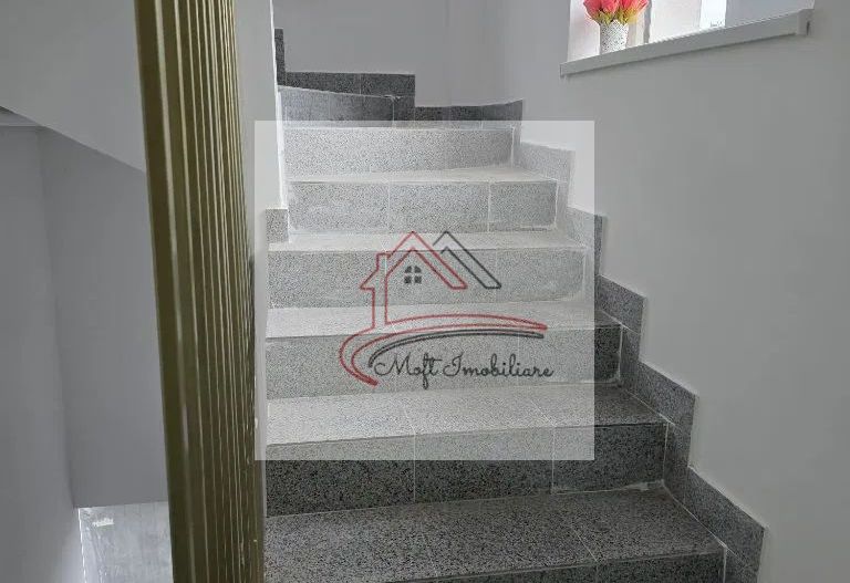 CASA P+3 cu spatiu comercial parter - Poză 7