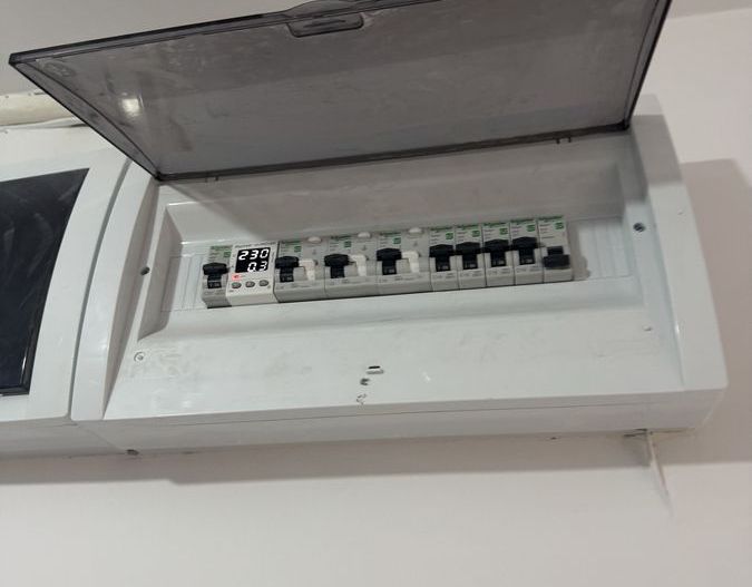 Vanzare Apartament 2 Camere Calea  Vitan intersectia Mihai Bravu - Poză 8