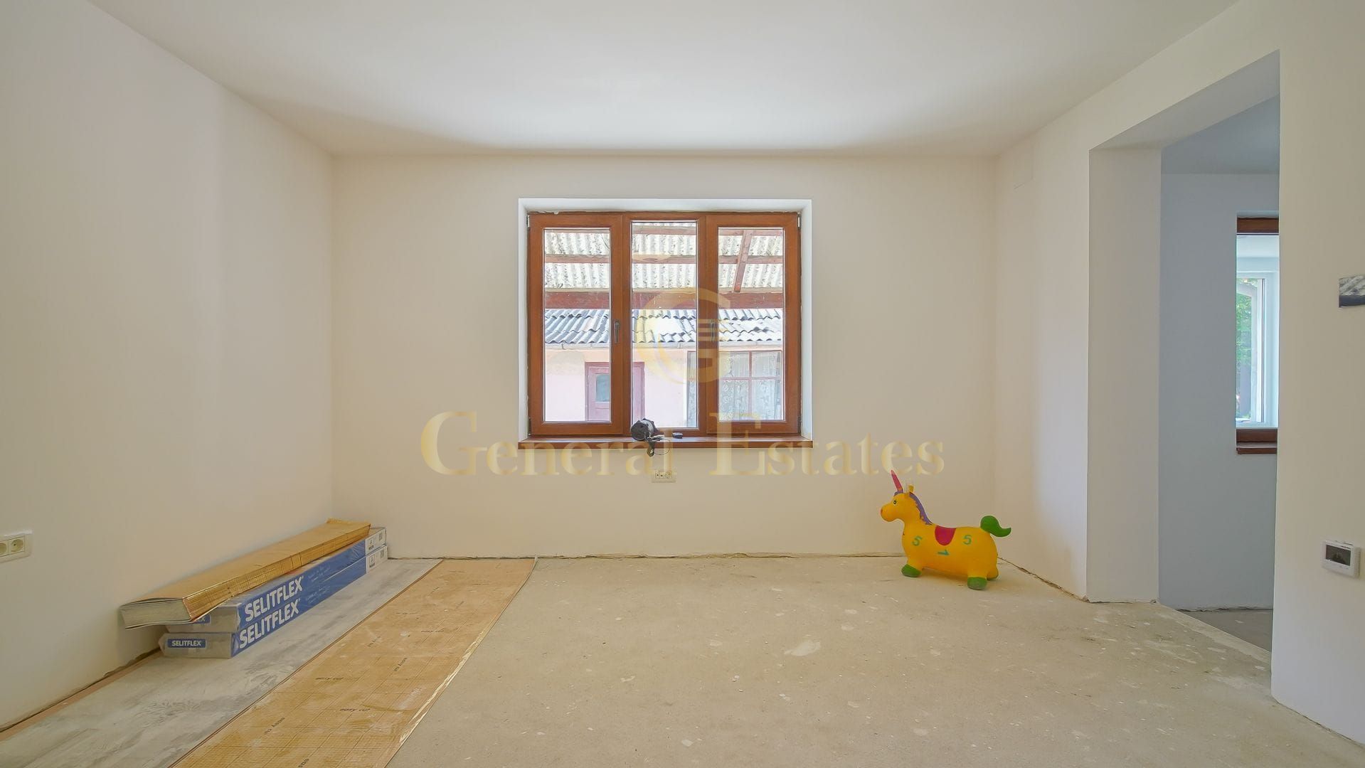 Casa perfecta cu grădină de 1100mp, acces la râu și transport in comun - Poză 7