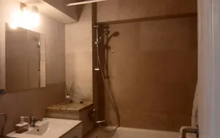 Vanzare 3 camere complet renovat zona pietonala Racadau - Poză 17