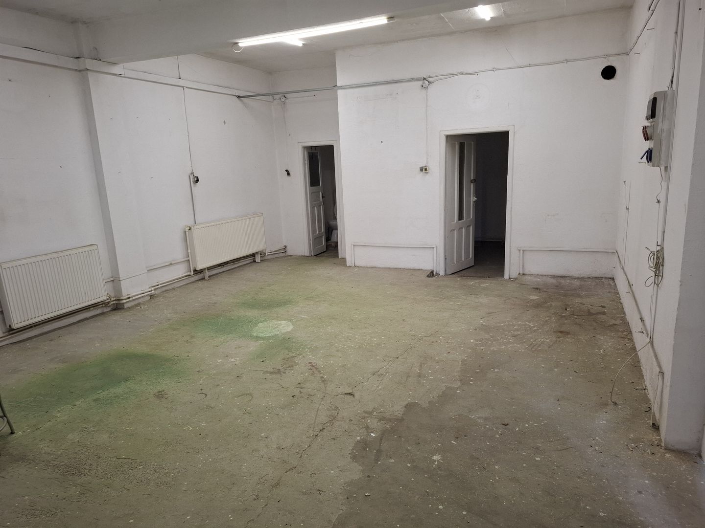 Hală renovată 240 mp, curent 220/380V, zona Mioriței – Bacău - Poză 1