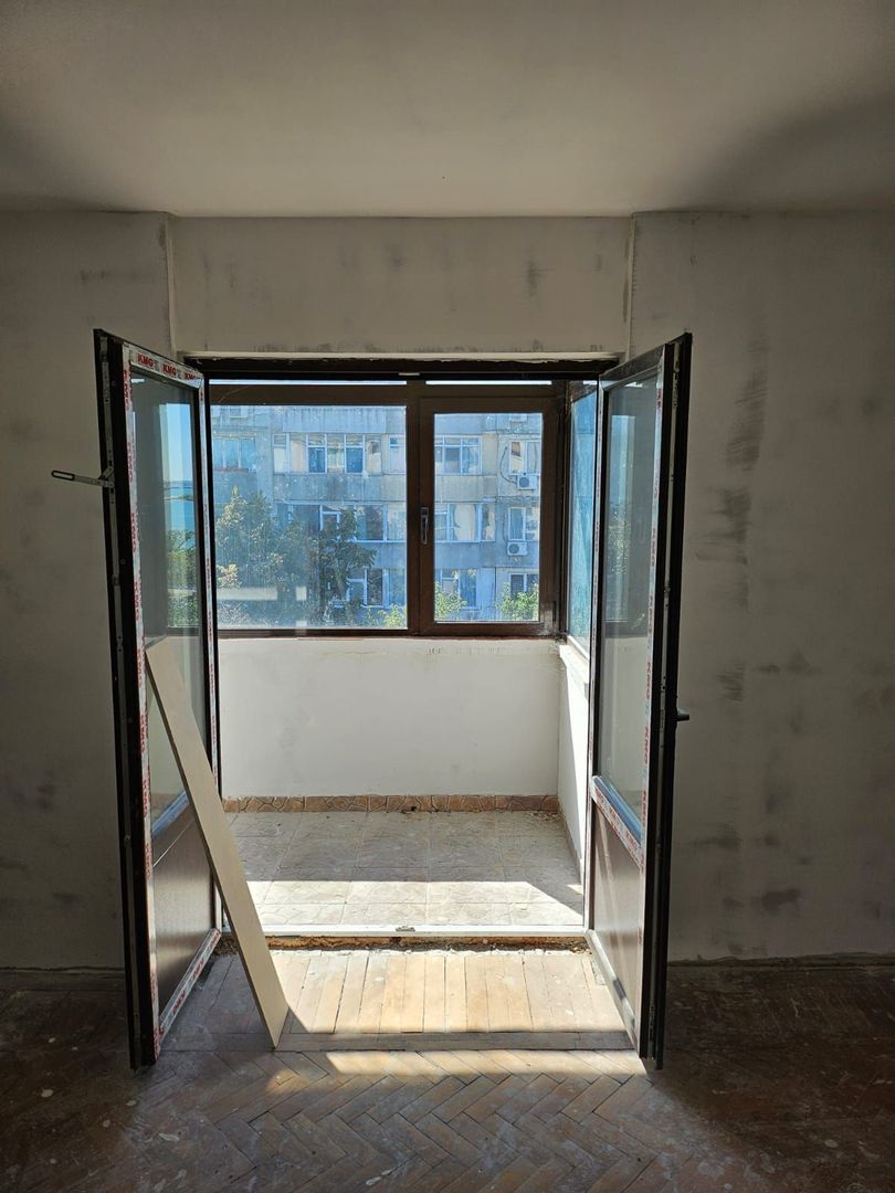 Vanzare - 2 camere, P-uri - Faleza - Poză 3