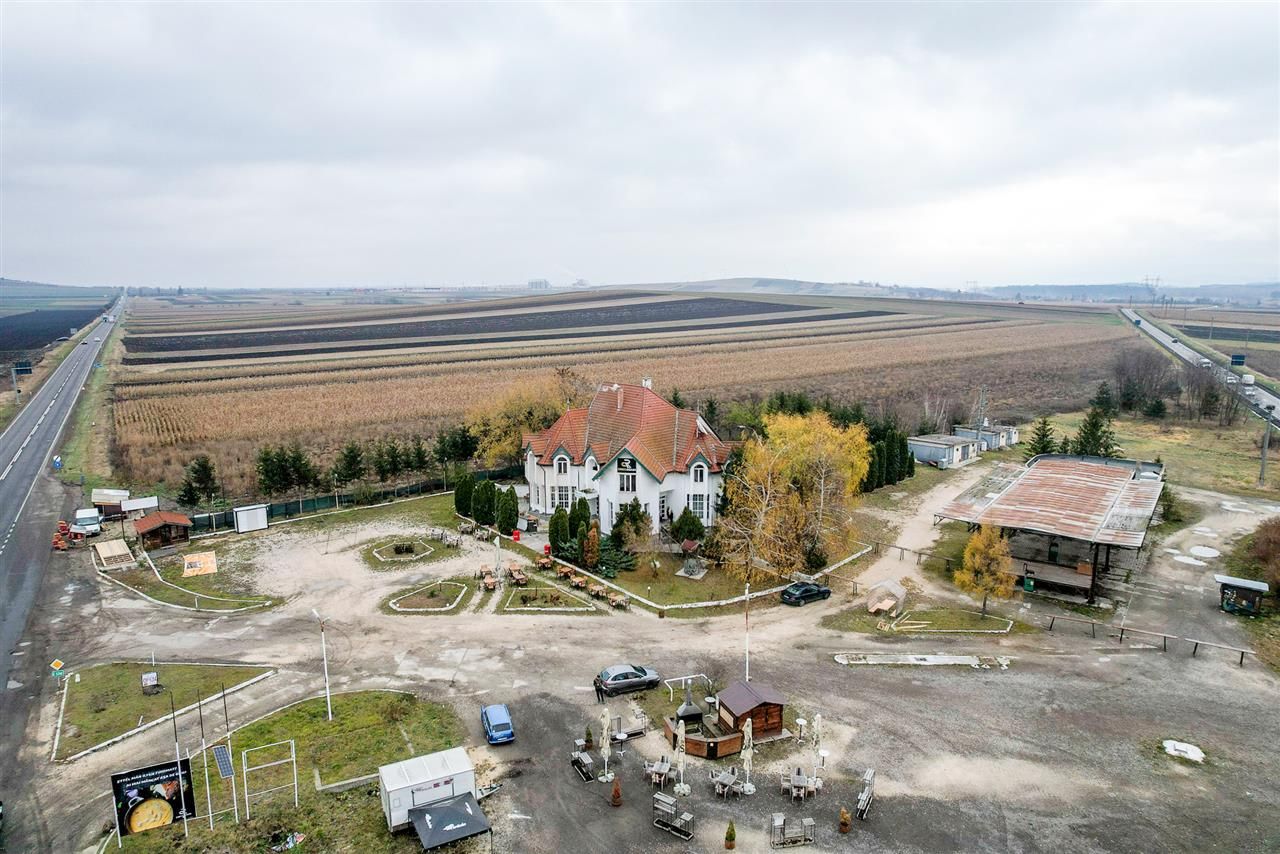 Potential Imobiliar remarcabil, recomandat domeniului Petrolier & HoReCa, DN11 - Poză 6