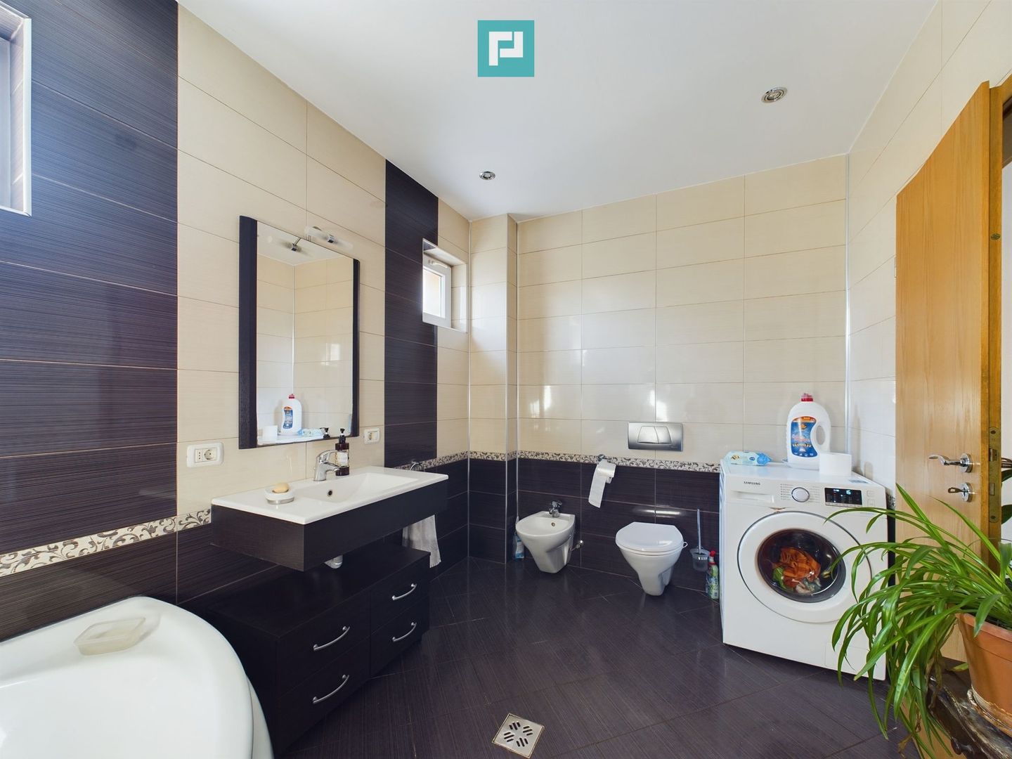 Casă spațioasă în zona Blașcovici, Timișoara - Poză 11