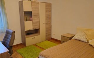 Vila 520 mp utili - 8 camere | Zona Unirii | Curte proprie 150 mp - Poză 11
