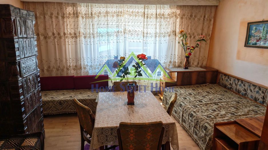 Casa Ghelari, 3 camere, 678mp, baie, buc., termopane, curte si gradina - Poză 11