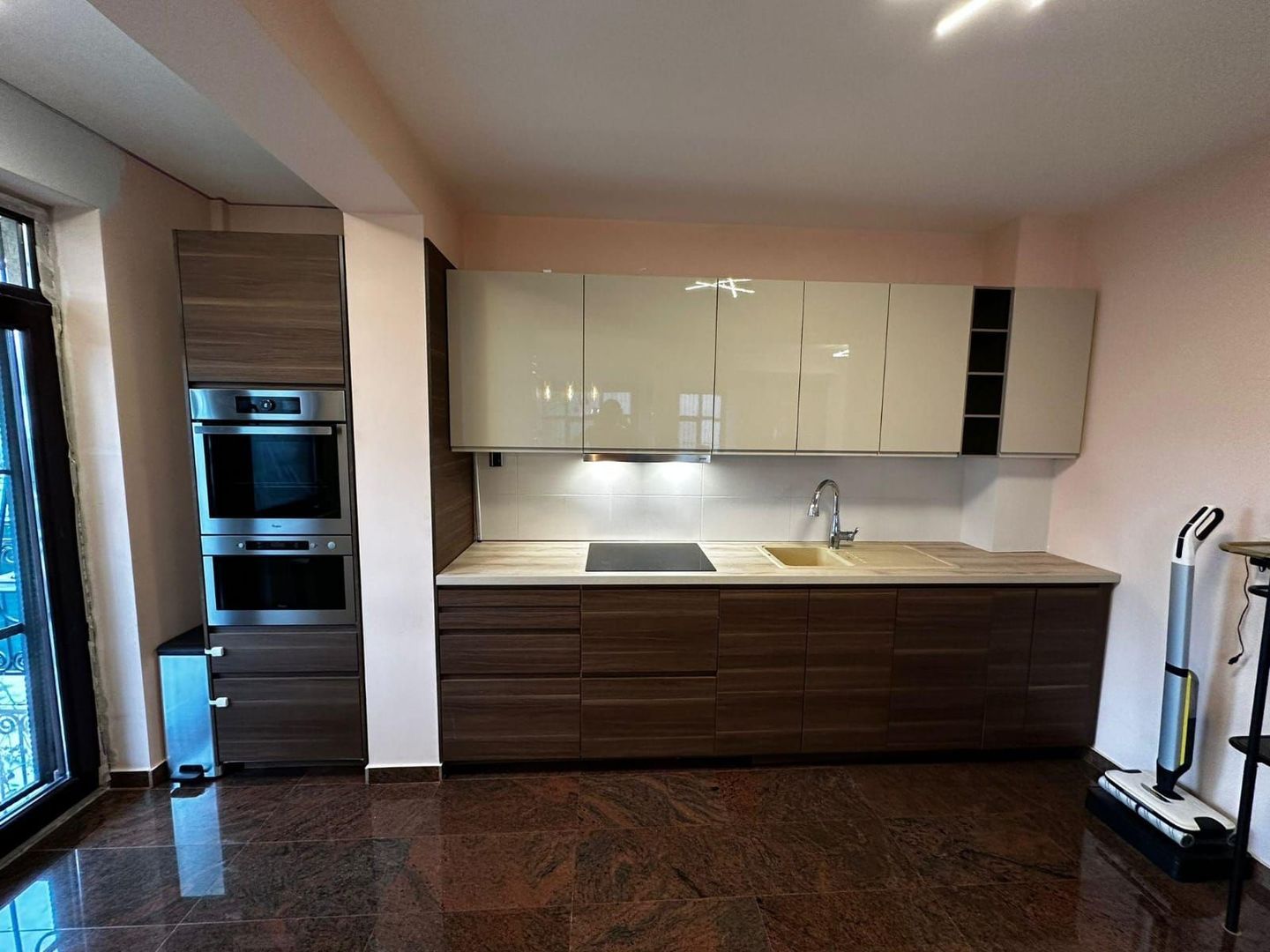 Apartament e camere zona Primăverii, loc de parcare inclus - Poză 5