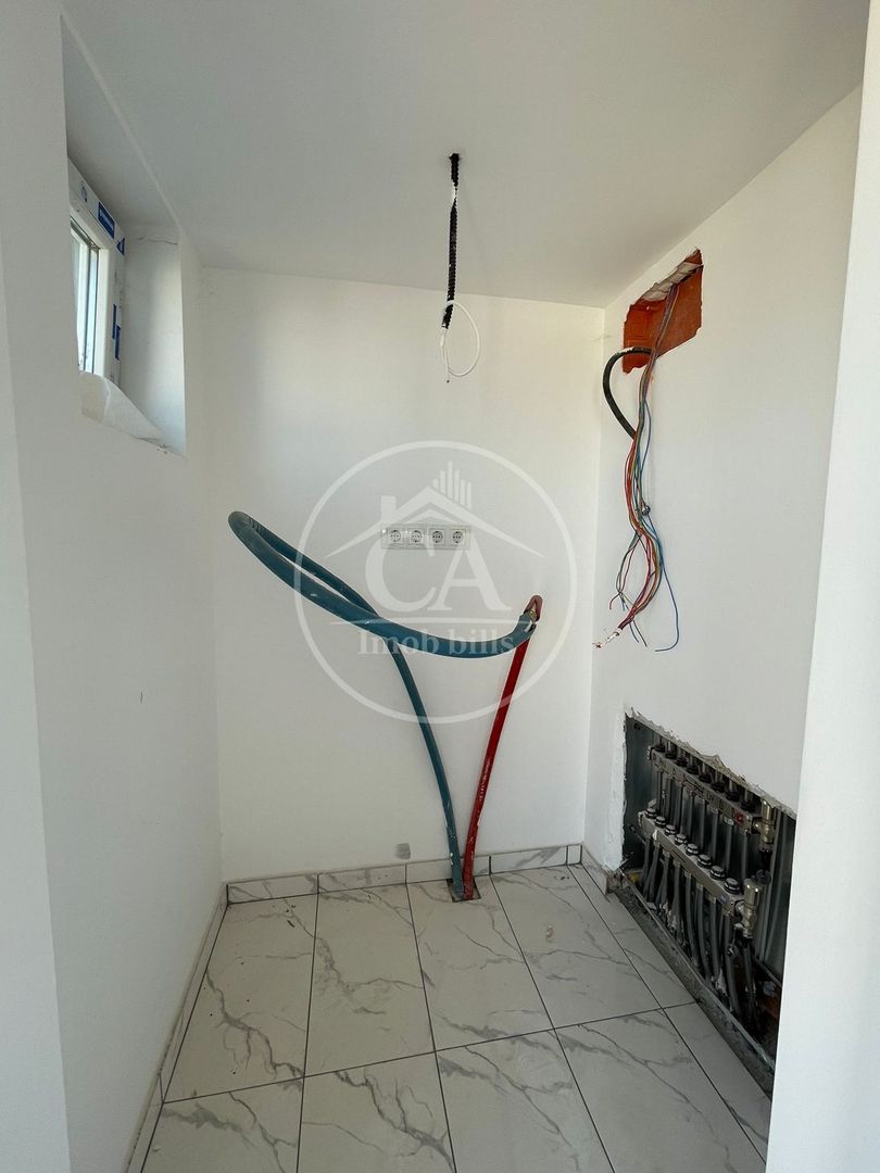 Casă de vânzare tip duplex cu 4 camere în Nojorid, Oradea. - Poză 17