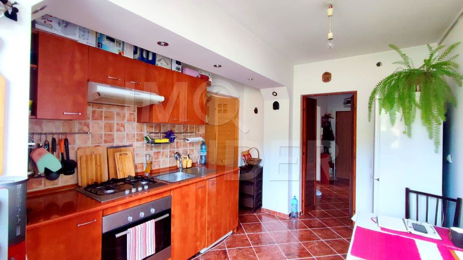 Apartament Decomandat 3 camere si 2 Parcari Grigorescu - Poză 7