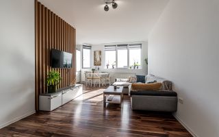 2 camere în blocul Urbanna: Orientare spre răsărit și confort complet - Poză 2