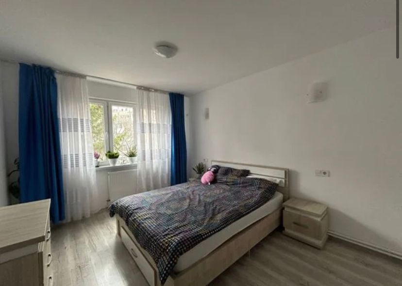APARTAMENT 4 CAMERE | PIATA GORJULUI - Poză 1