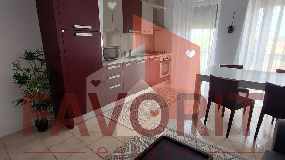 Bloc nou. Etaj intermediar. Pozitie excelenta - Poză 3