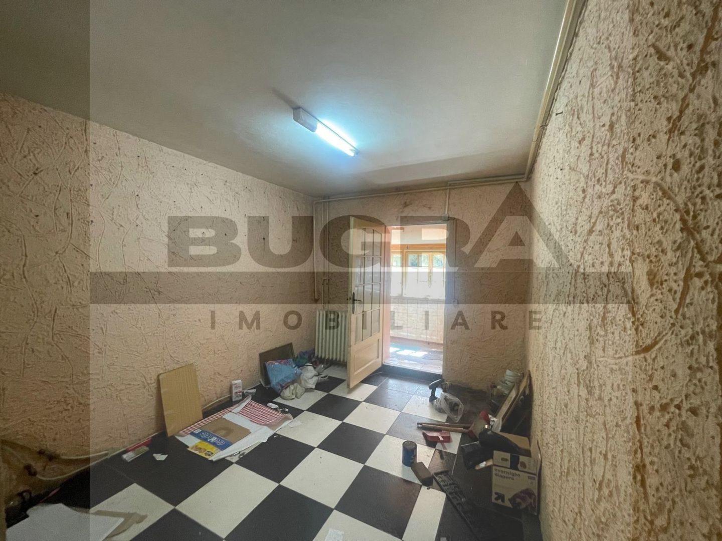 Apartament de 4 camere, decomandat, 80 mp, zona strazii Golden Tulip - Poză 2