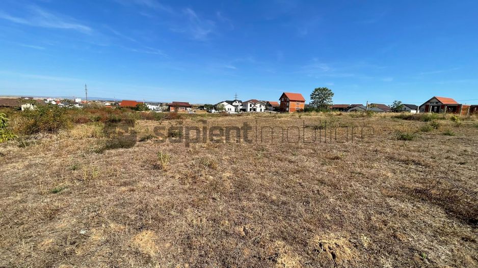Teren Intravilan 563 mp – Amplasament Excelent în Cihei - Poză 2