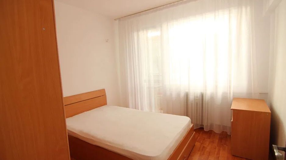 APARTAMENT METROU BASARAB - Poză 7