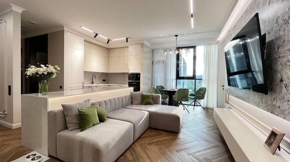 Chirie, apartament, 3 camere, bul. Ștefan cel Mare, Centru - Poză 1