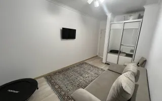 Apartament cu 3 camere de vânzare - Poză 12