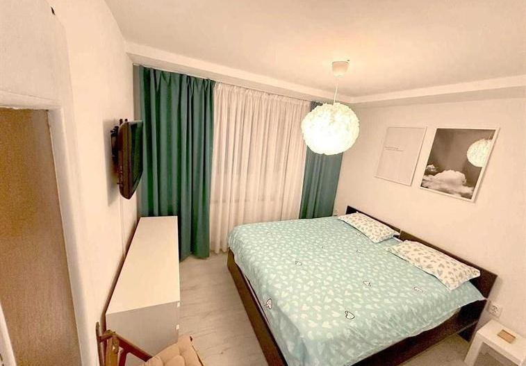 Apartament 2 camere renovat recent vis a vis de Mega Mall - Poză 3