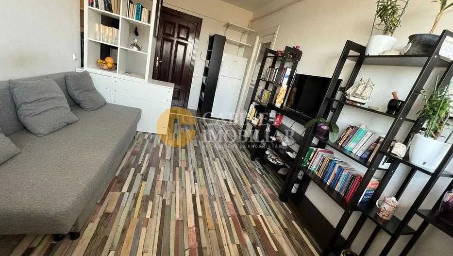 Apartament 3 camere,etaj intermediar,bloc nou,mobilat/utilat zona Galata - Poză 1